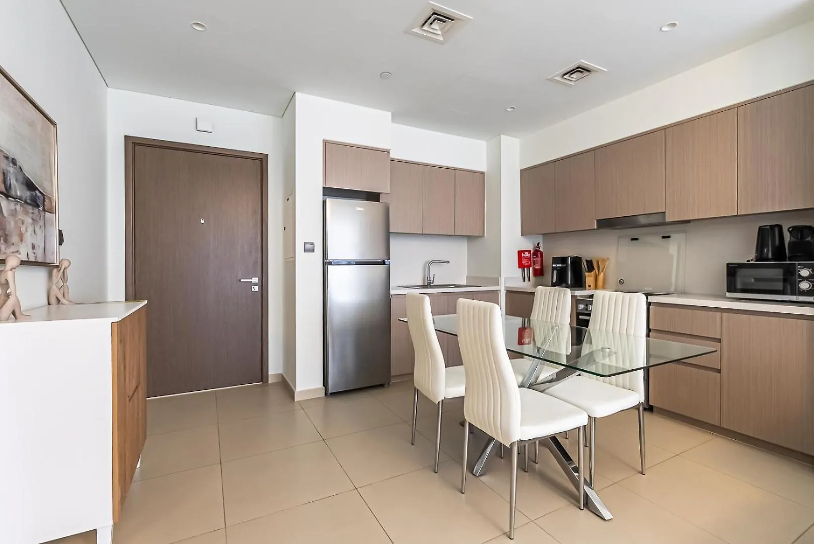Downtown Dubai Spacious 1 Bedroom Apt On Boulevard 2 Minutes Walking Distance To Burj-Khalifa 0*,  United Arab Emirates